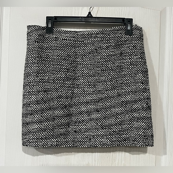 NWT J Crew Black White Tweed Wool Blend Pencil Mini Skirt - Picture 1 of 6